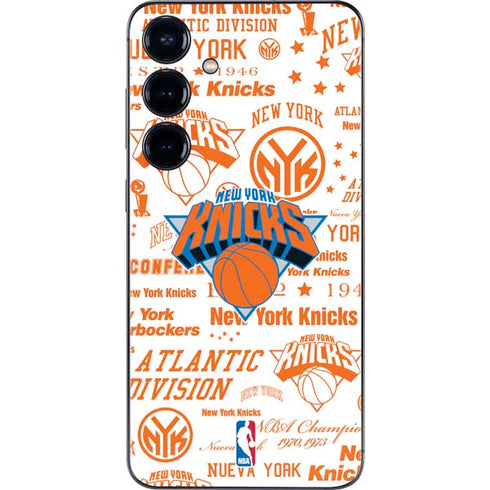 NBA NY Knicks Historic Blast Galaxy S25 Skin